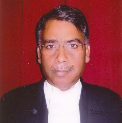Hon’ble Mr. Justice Chandramauli Kumar Prasad (CJ)