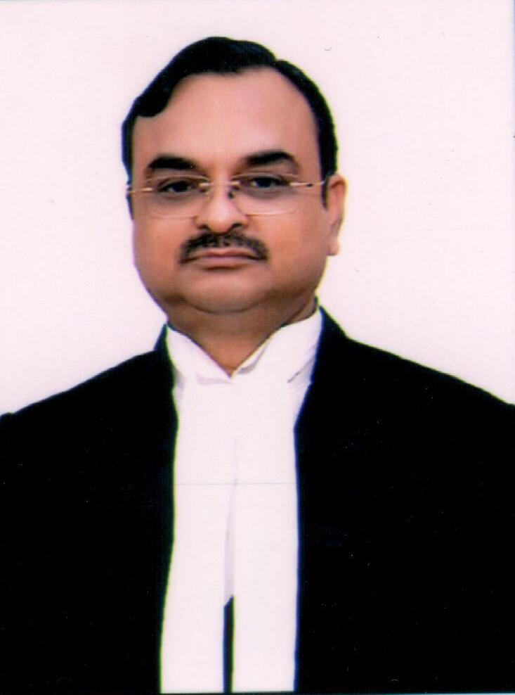 Hon’ble Mr. Justice Dinesh Pathak 