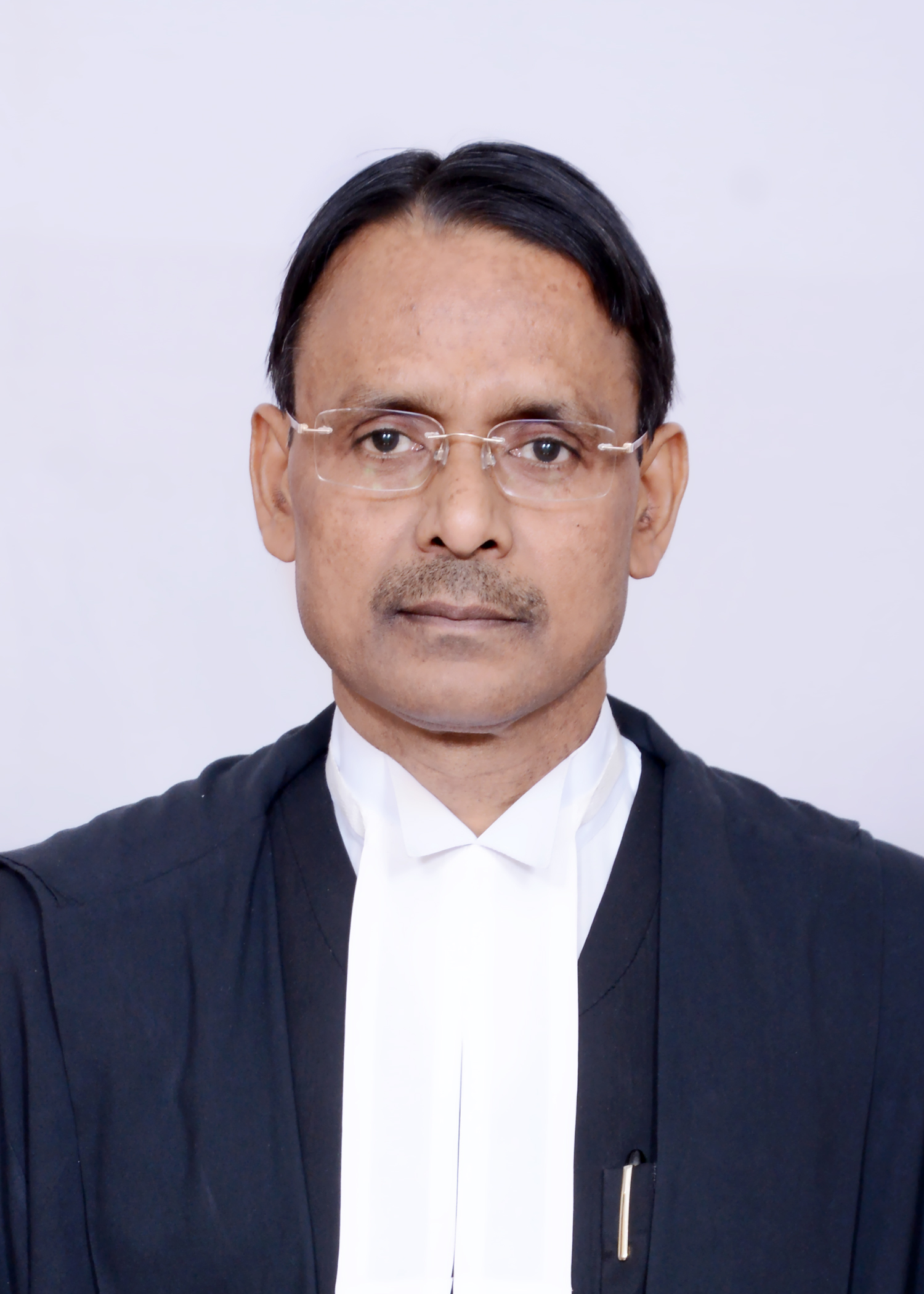 Hon’ble Mr. Justice Arvind Kumar Tripathi 